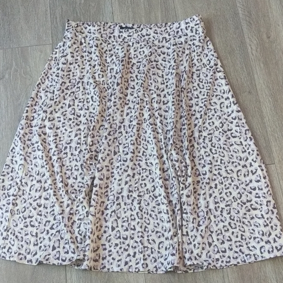 Torrid Midi Skirt size 0 - Picture 2 of 4